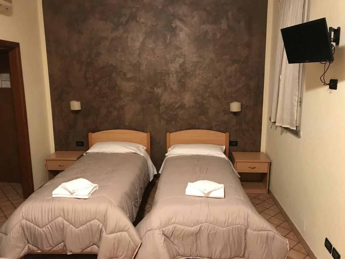 Relais Stella Hotel Signa Bagian luar foto