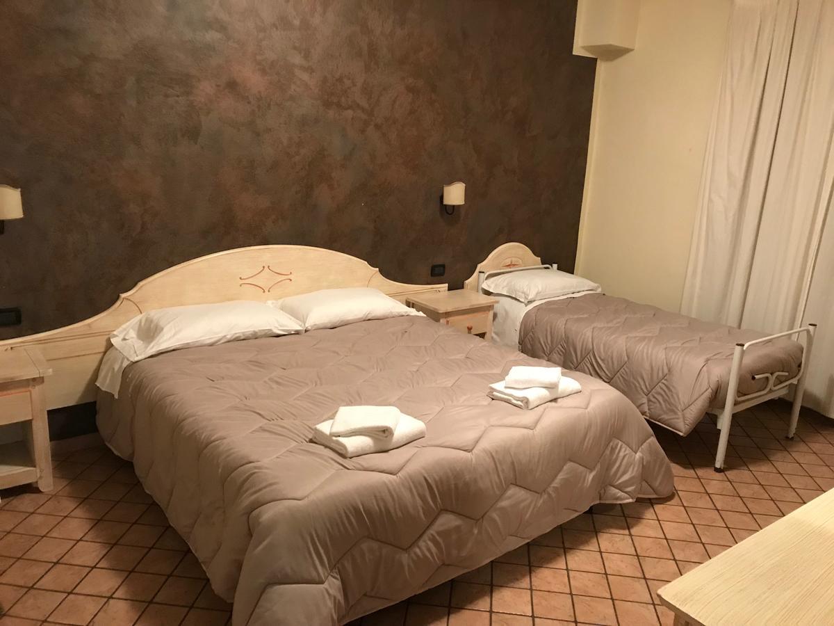Relais Stella Hotel Signa Bagian luar foto