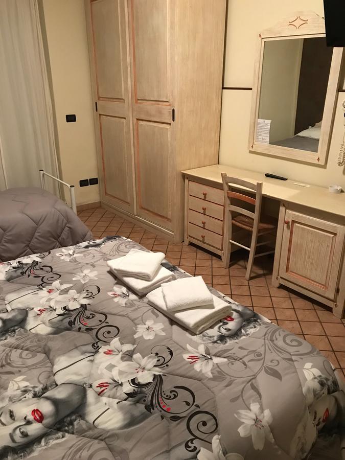 Relais Stella Hotel Signa Bagian luar foto